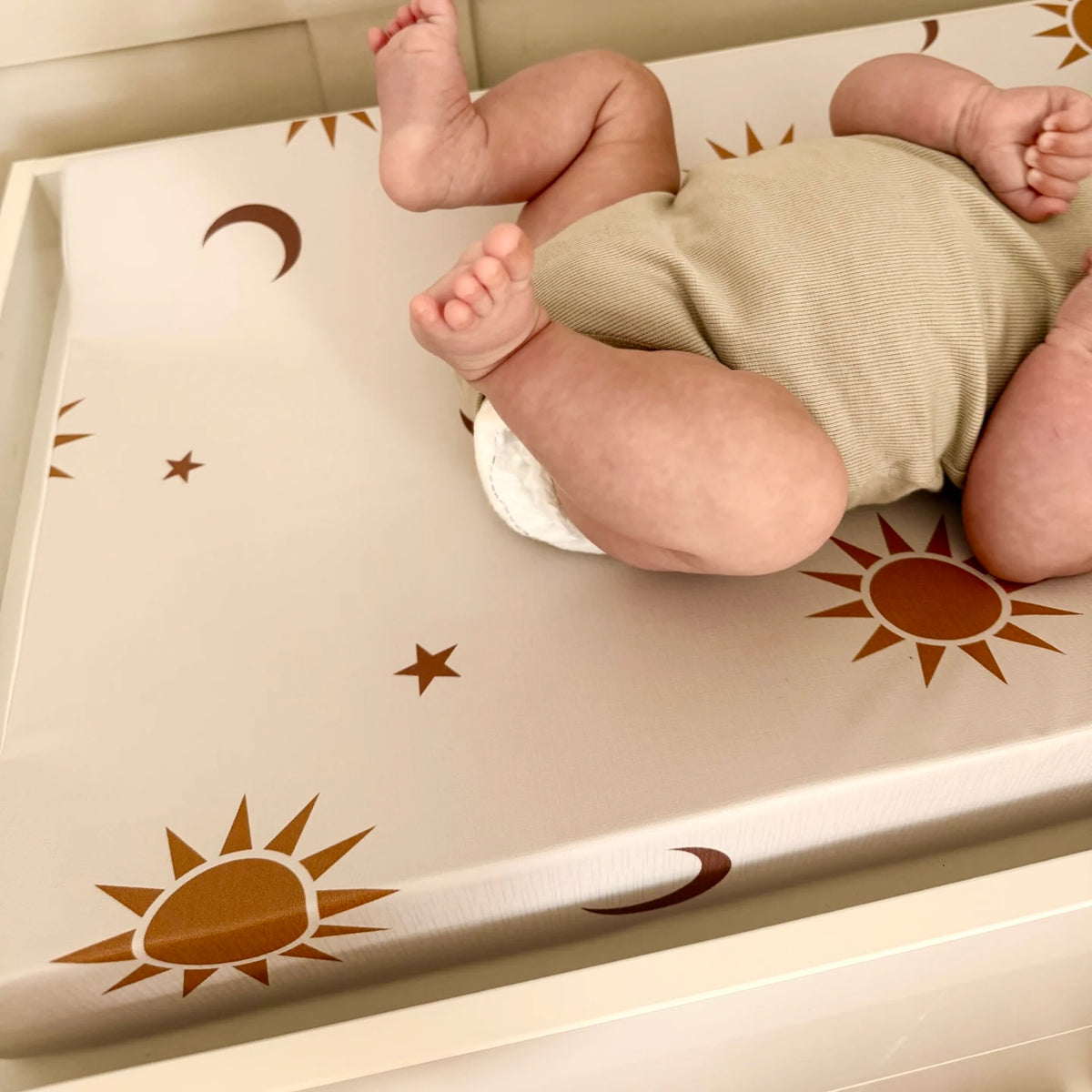 DAZED JOY Cosmo Wedge Baby Changing Mat