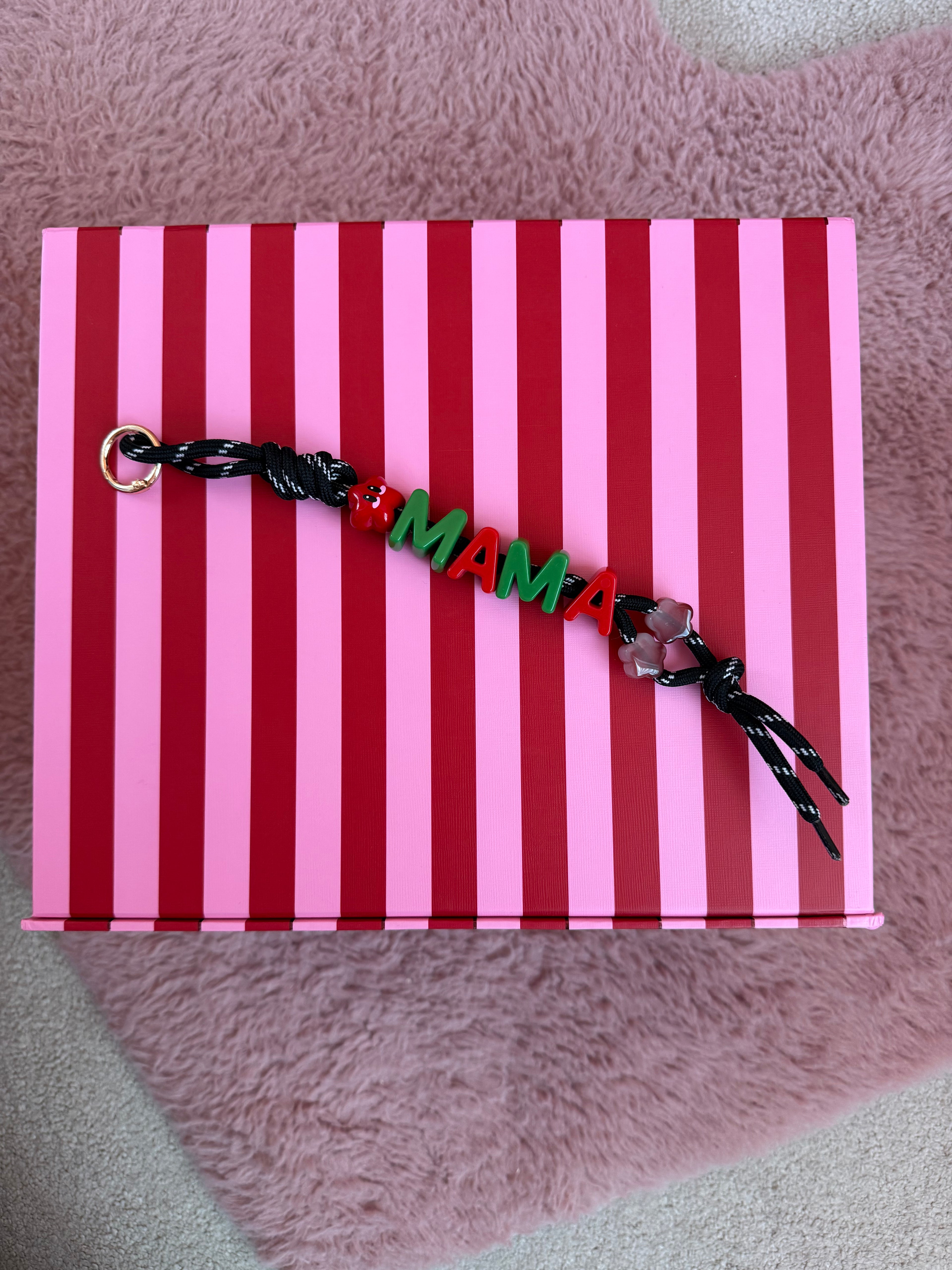 DAZED JOY Green+Red Mama Keychain