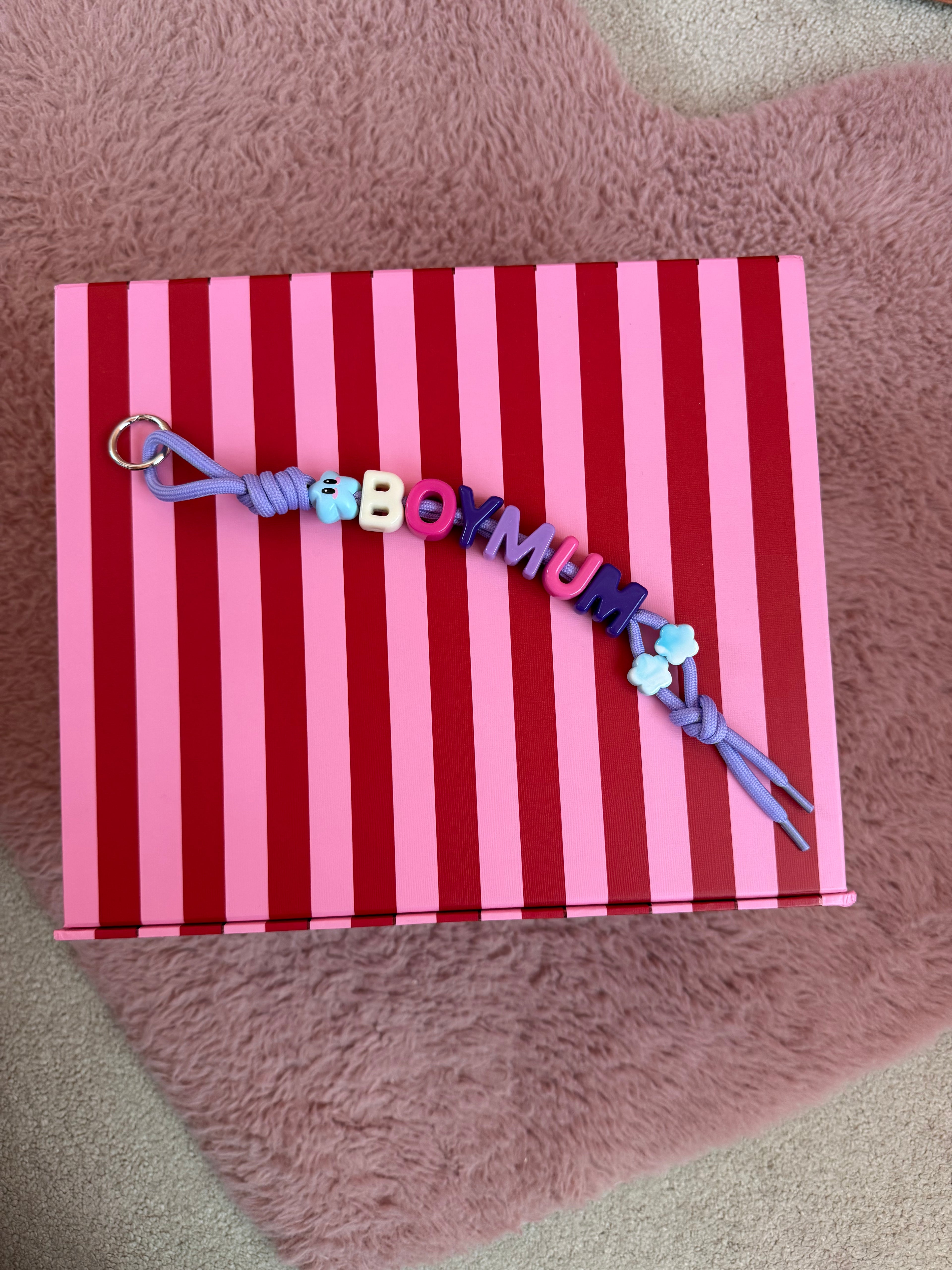 DAZED JOY Blue+White Boy Mum Keychain