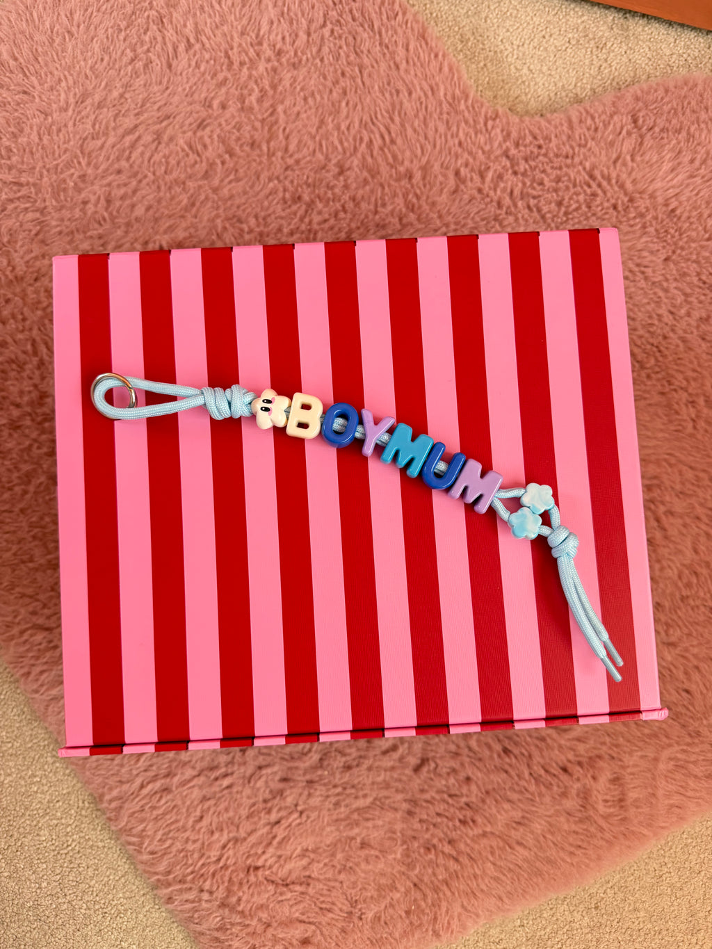 DAZED JOY White+Blue Boy Mum Keychain